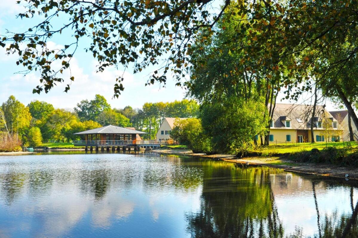 Ternelia Village Vacances Sainte Montaine Buitenkant foto